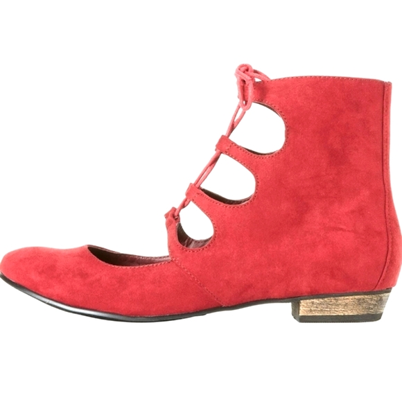 C Label Lace up Booties - Picture 5 of 7